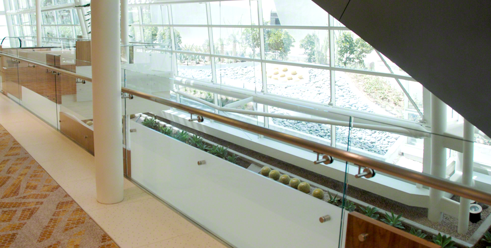 SRS Railing Systems Installation Image Gallery of C.R. Laurence TAPERLOC® Dry Glaze Glass
